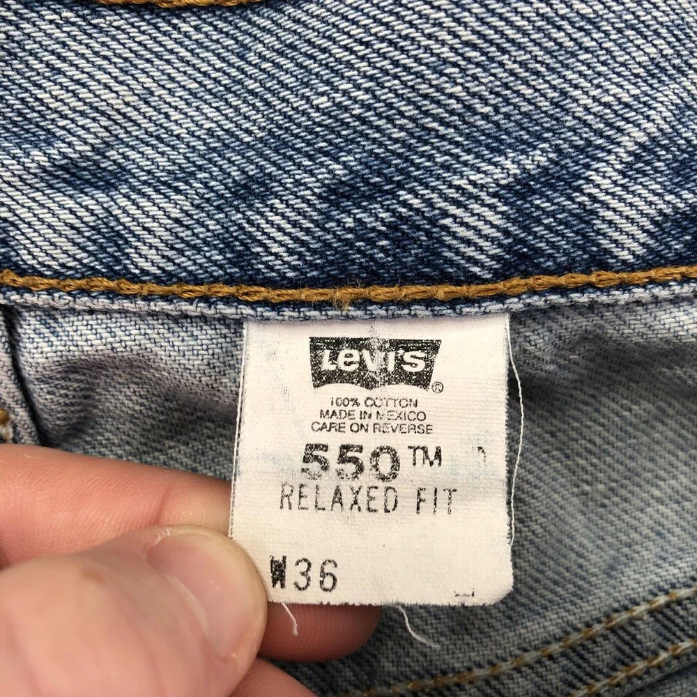 Levis 550 Shorts Mens 36 Blue Denim Bermuda Relaxed Fit 9 Inseam Casual Summer